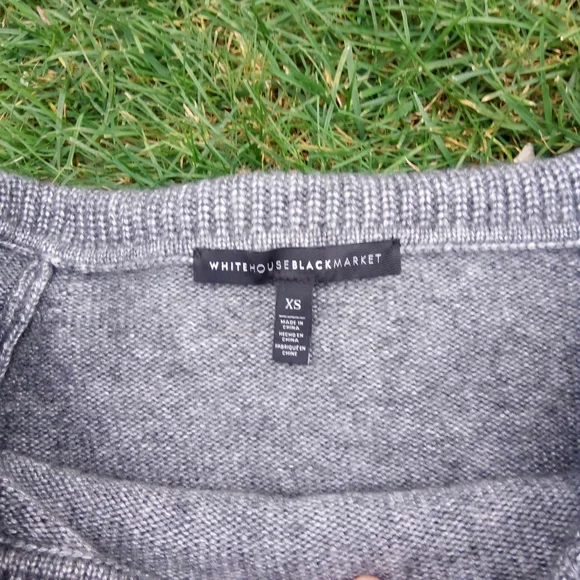 🖤 WH | BM Grey + Silver Studded Off Shoulder Sweater Xs - Picture 3 of 4